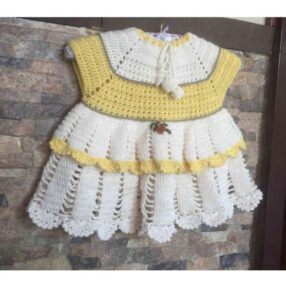 Tığ İşi Bebek Elbisesi
