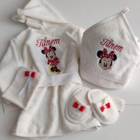 Minnie Mouse Nakışlı Bebek Bornoz Takımı